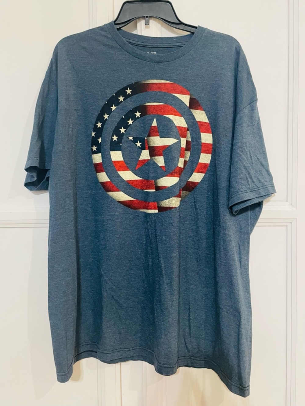 Marvel Captain America Shield USA Graphic T-Shirt Mens Size 2XL‎